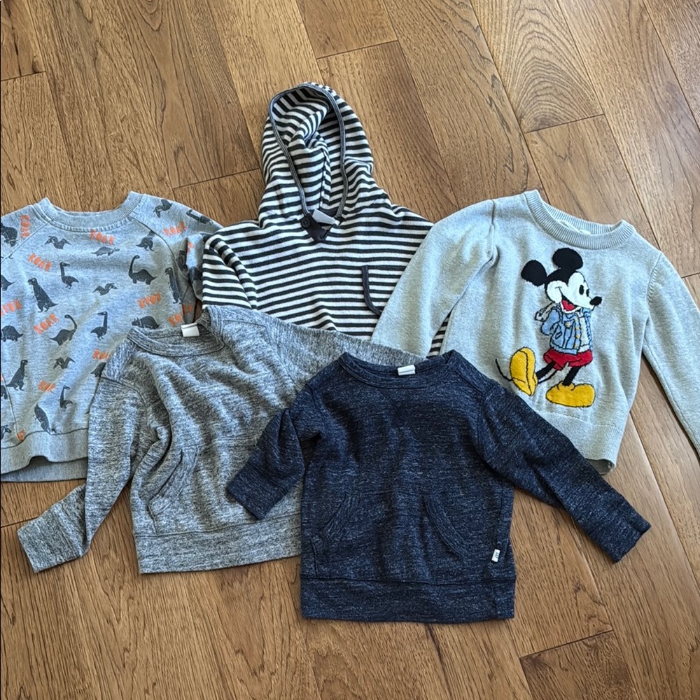 Bundle of sweaters, toddler 2-3 years old